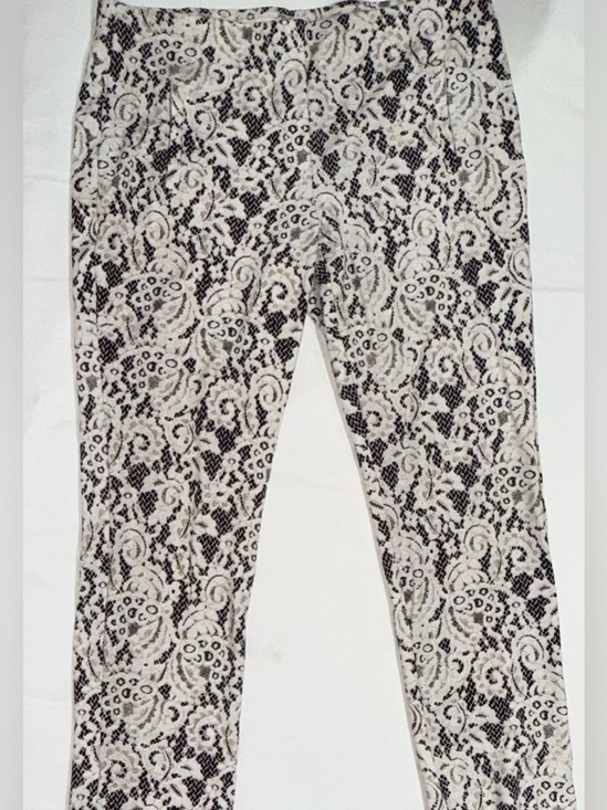Chico's Pants - Chico's Sz 0.5 Juliet Shadow Lace Printed Slim Ankle Pants Black Cream Small/6